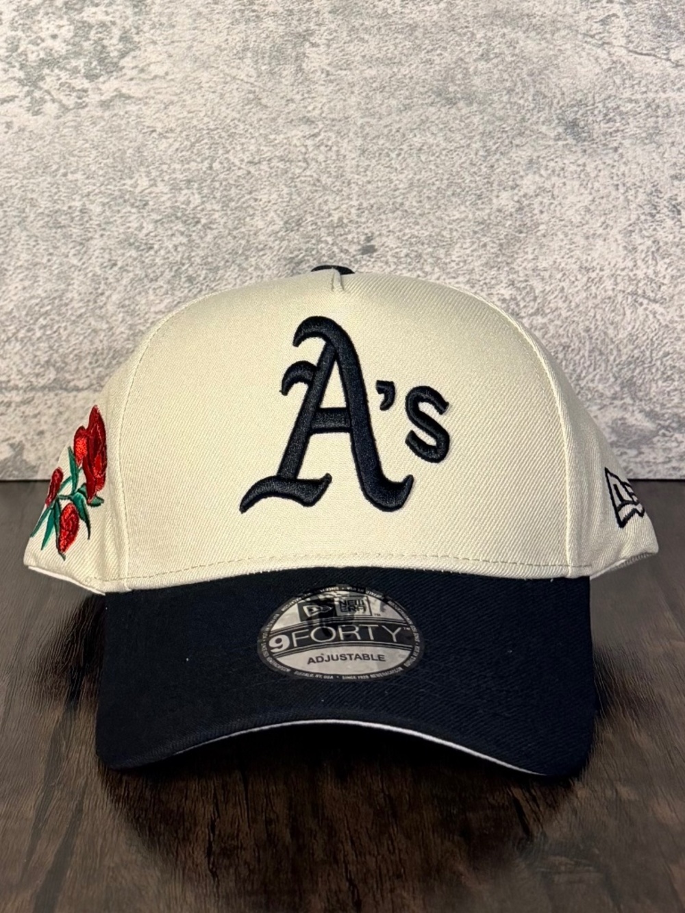 New Era 9FORTY Oakland Athletics A’s Monogram 🌹 Side Patch SnapBack MLB Hat NWT